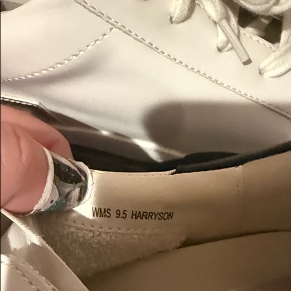 DV by Dolce Vita White and Black Sneakers - Picture 8 of 8